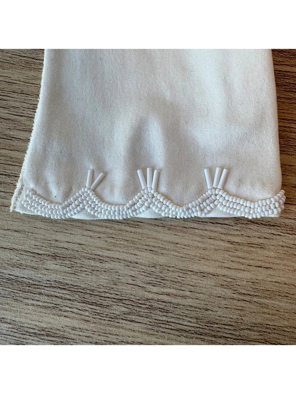 Vintage White Nylon Beaded Dress Gloves Wrist Formal Wedding Tea Party Costume